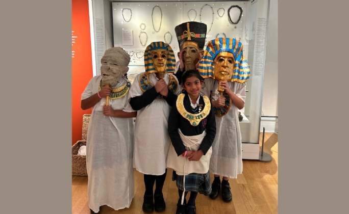 Latest News &raquo; Year 4 Explore Ancient Egypt at New Walk Museum